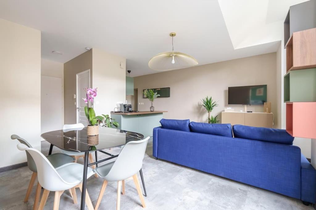 Appartement Lumineux Avec Cour โชมง ภายนอก รูปภาพ